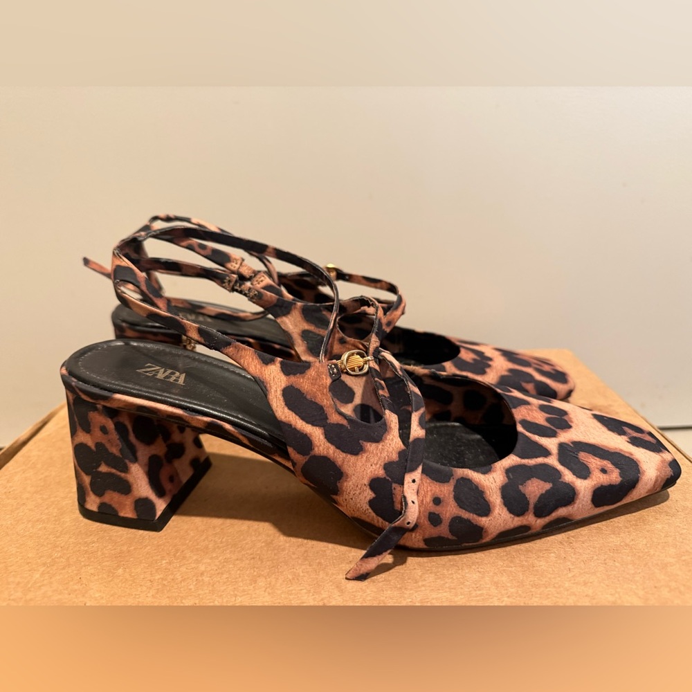 Zara leopard slingback shoes size 9, gently worn